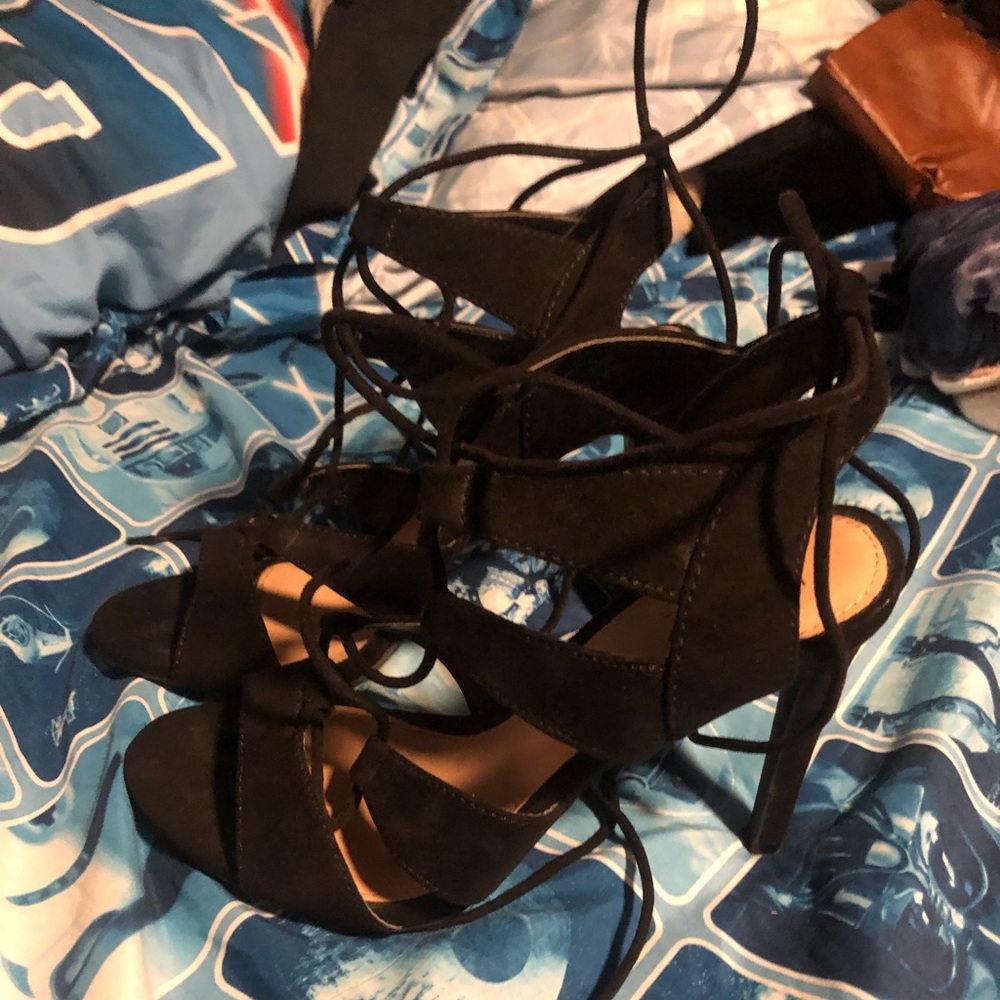 Strappy black velvet high heels stilettos